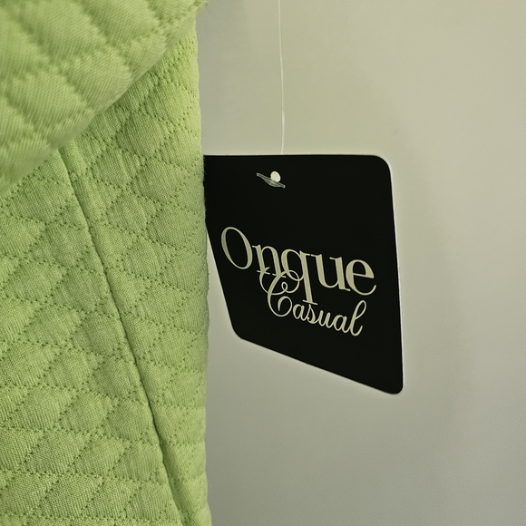 Onque Casuals Light Green Quilted Women's Vest - Picture 5 of 6